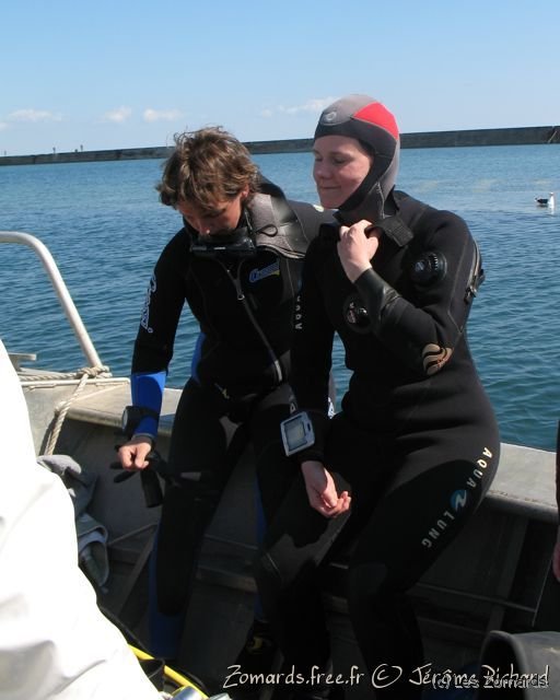 2010 05 Audierne Bouteille05