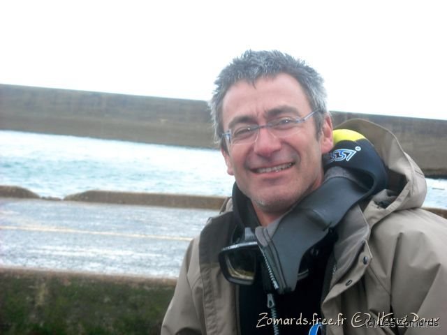 2010 05 Audierne Bouteille14