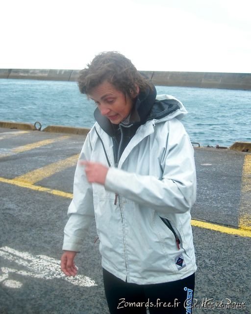 2010 05 Audierne Bouteille16