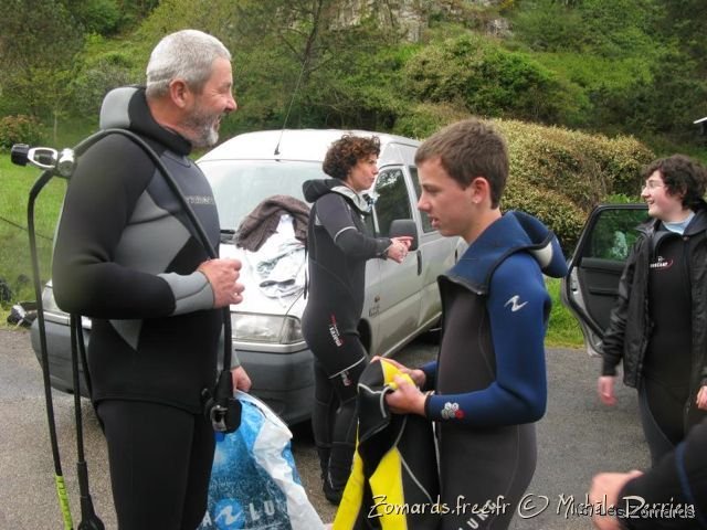 2010 05 Audierne Bouteille51