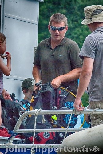 2013  690D2F0A-2B91-4AC2-A8F4