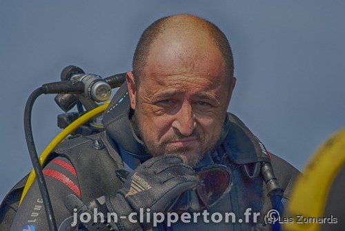 2013  9321C6F4-B19B-4A14-9539