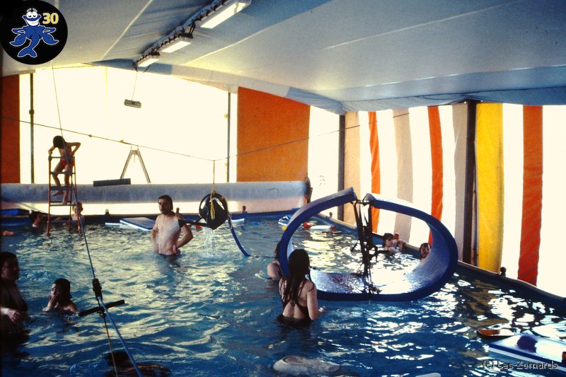 Z30 29 M02 1 souvenir