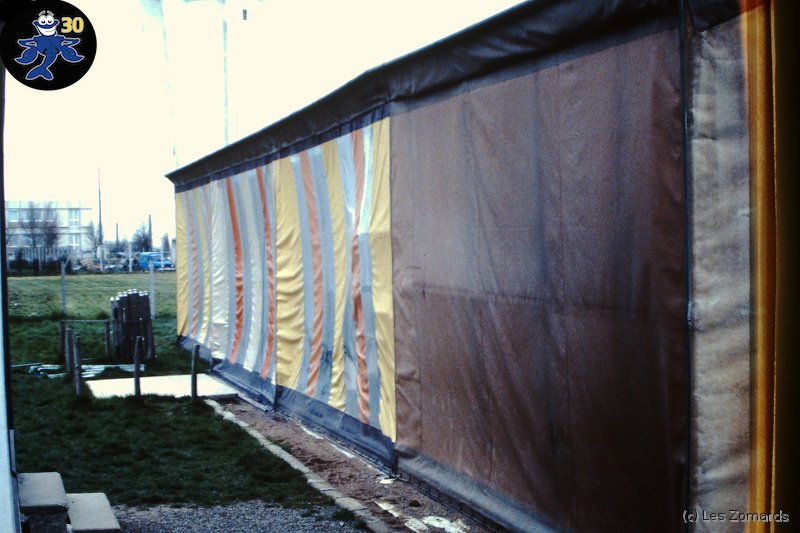 Z30 29 M02 3 souvenir